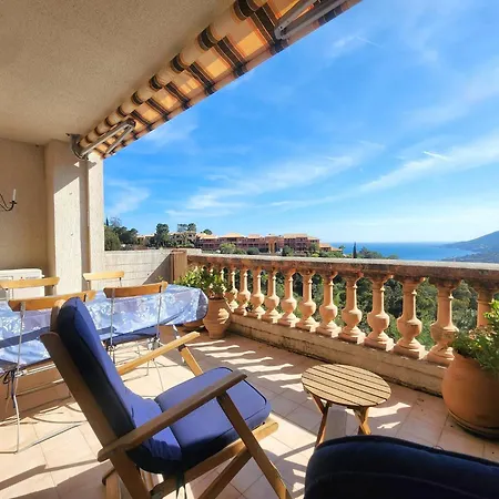 Vue Et Piscine Apartamento